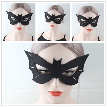 Holiday Fanny Mask