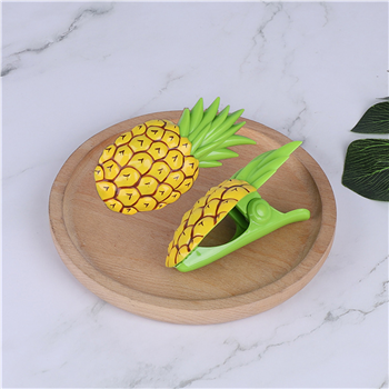 Pineapple Shaped Beach Towel Clips