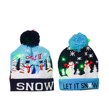 Knitted Cap With Lamp