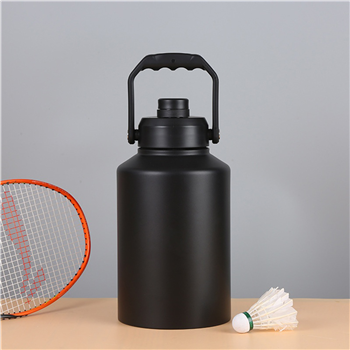 64oz Insulated Water Jug